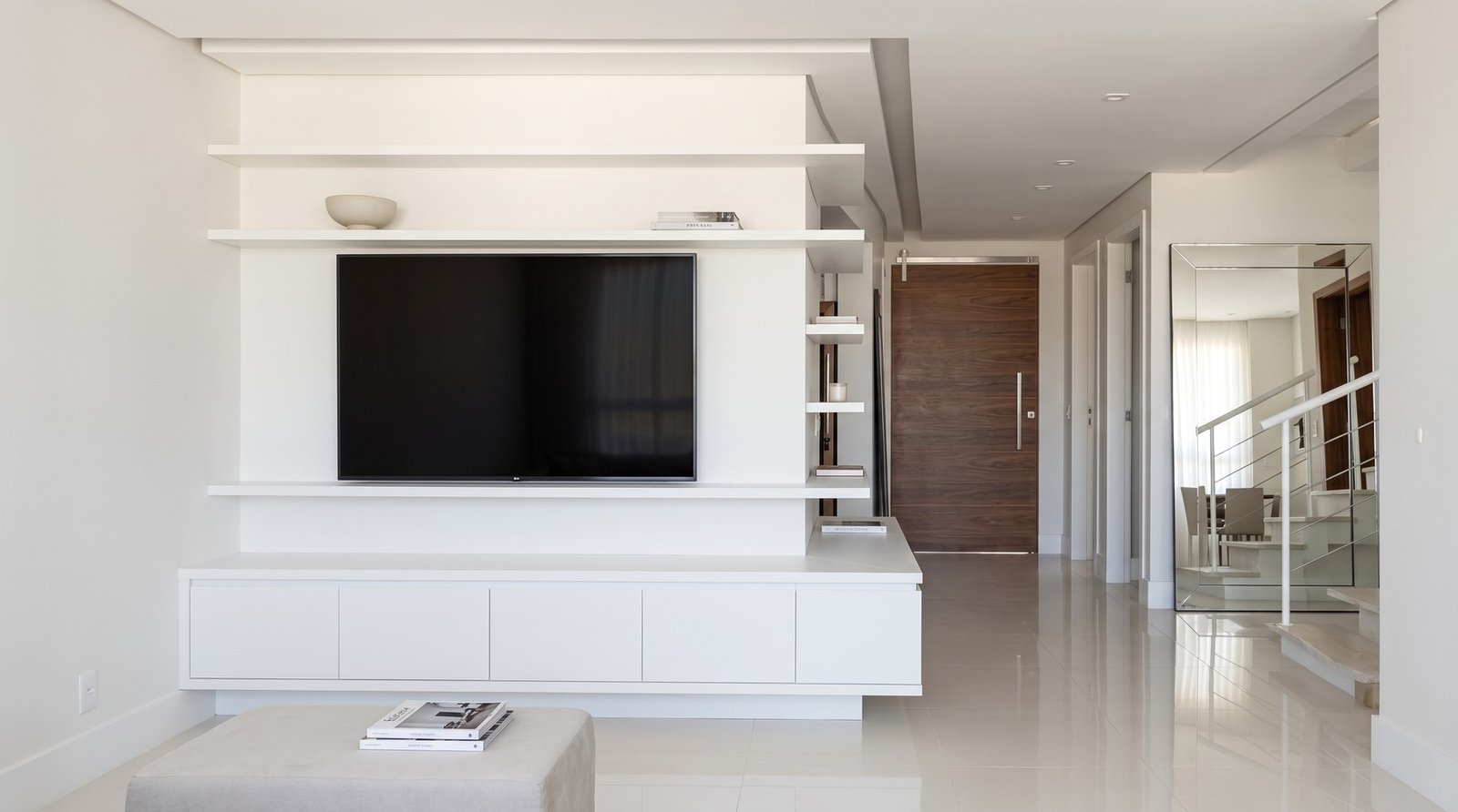 Rack e painel sob medida